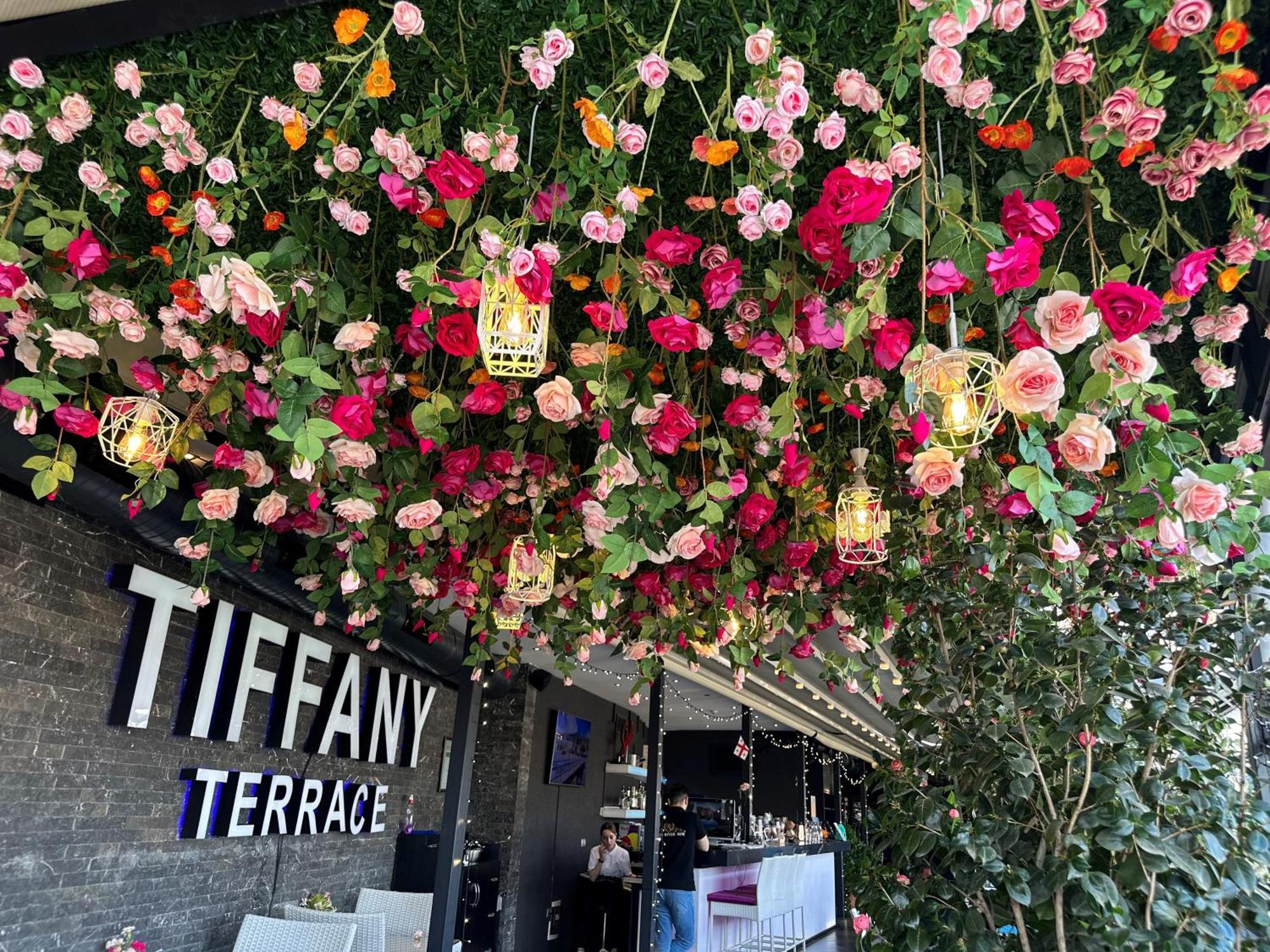 River Side Hotel Tiflis Exterior foto Tiffany Terrace
