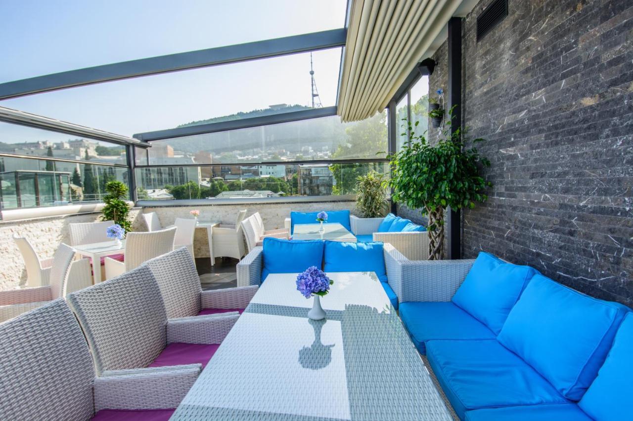 River Side Hotel Tiflis Exterior foto Sky Bar